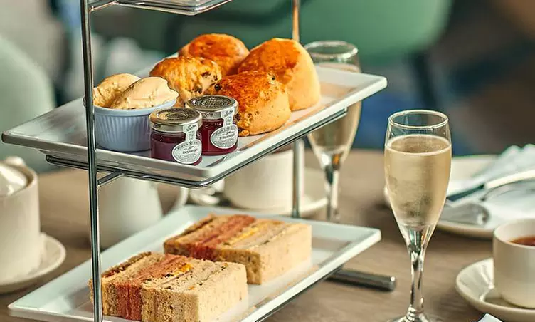 Up to 25% Off on Spa - Day Pass at Crowne Plaza Reading East