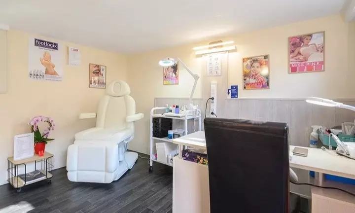 Happy feet: voetverzorgingsbehandeling naar keuze