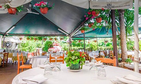 Menu di mare con crudi e bottiglia di vino per 2 o 4 persone al Ristorante Appio Claudio (sconto fino a 63%)