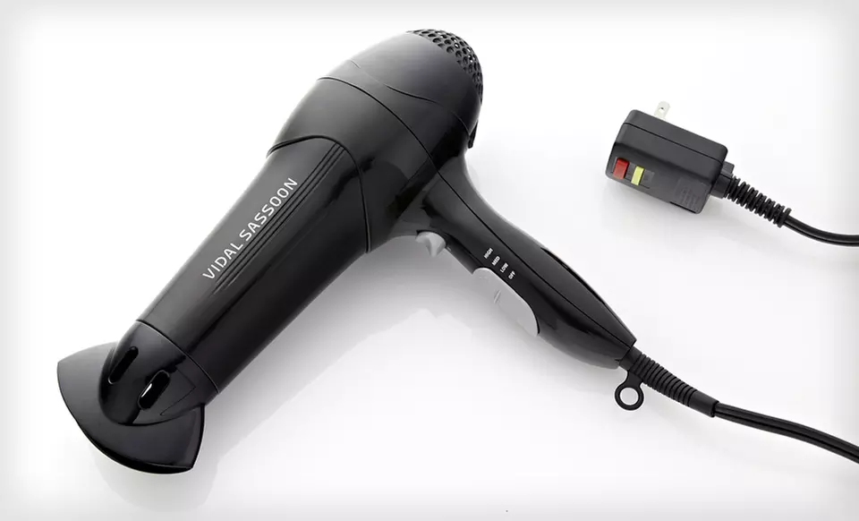 $19.99 for a Vidal Sassoon Ceramic Hair Dryer ($59.99 List Price). Free Shipping and Free Returns. - Primary Image