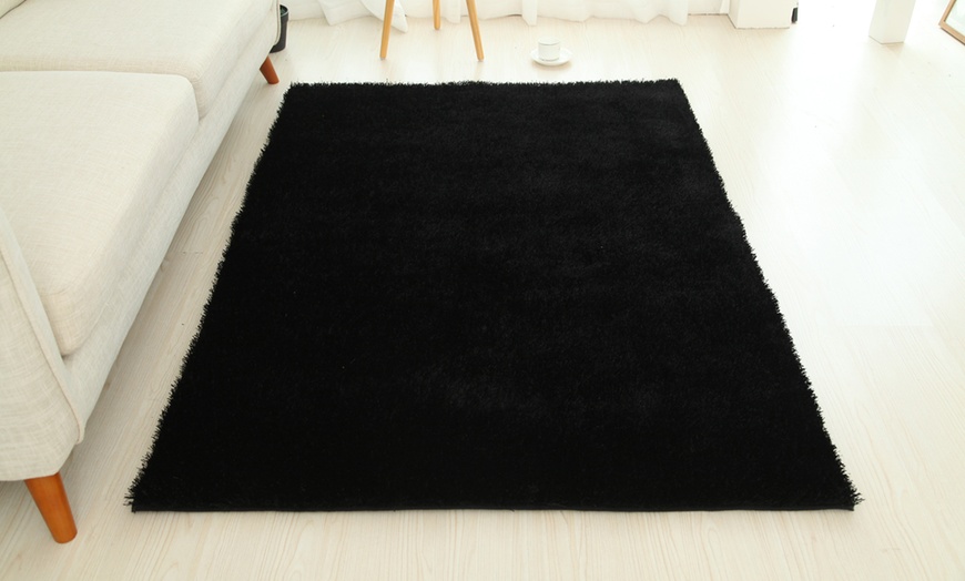 Image 12: Alfombra de pelo 