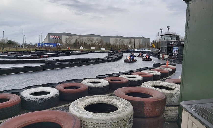 Image 3: 60-Minute GoKarting Experience