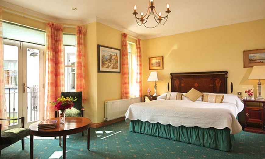 Image 1: Cork: Up to 2-Night 4* Stay with Breakfast