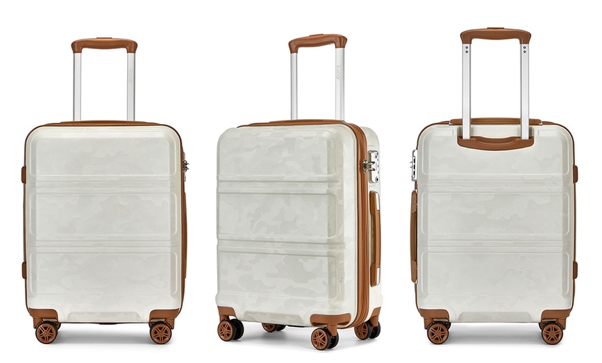 Image 8: Three Piece Fashion Camouflage Luggage Set