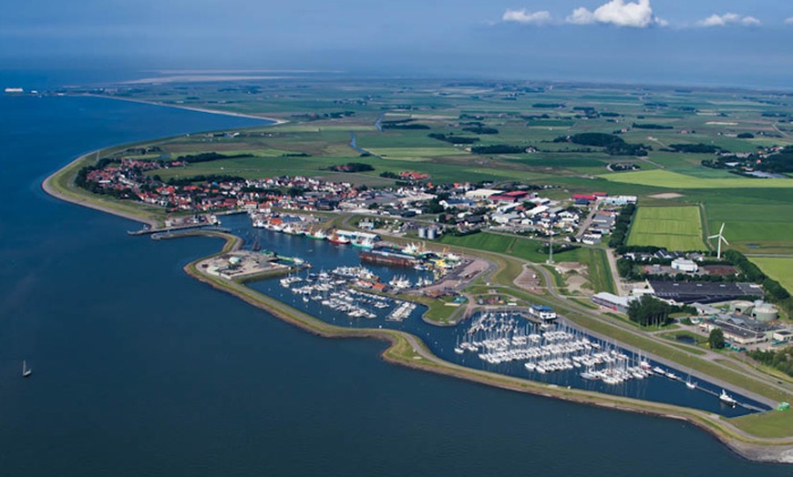 Image 4: Ontdek Texel vanuit de lucht en bestuur zelf het vliegtuig