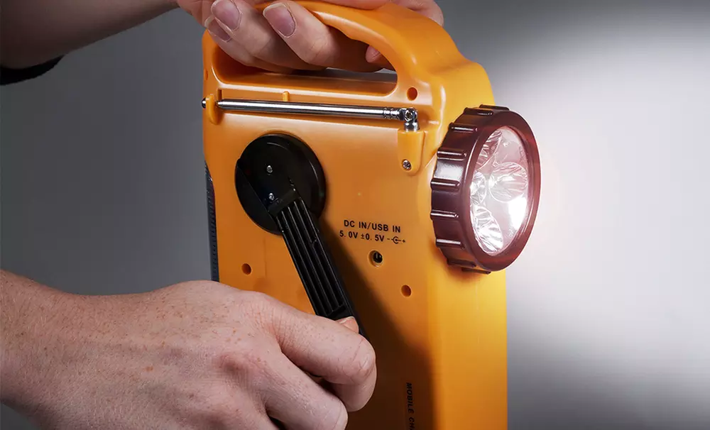 Emergency Flashlight, Radio, and Siren with 5 Power Supplies - Primary Image