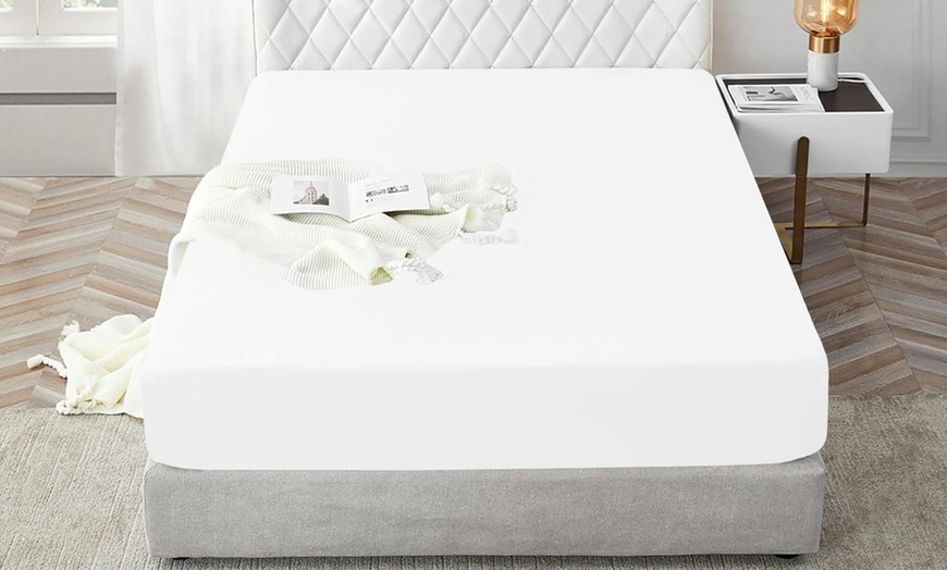 Image 7: Sábana bajera con esquinas