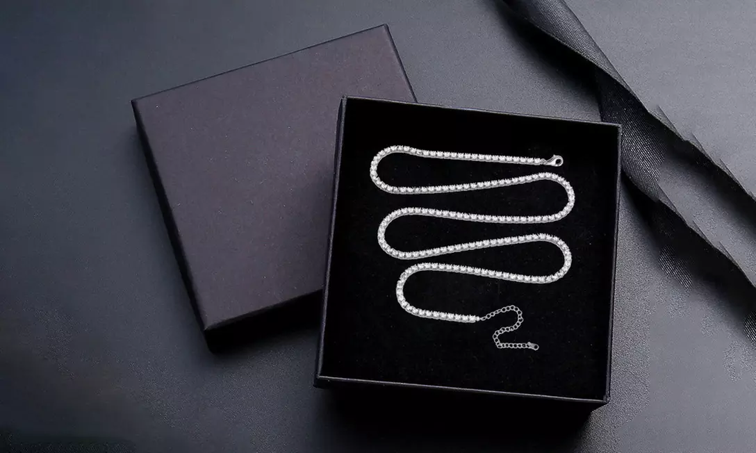 Collier orné de cristaux Swarovski®