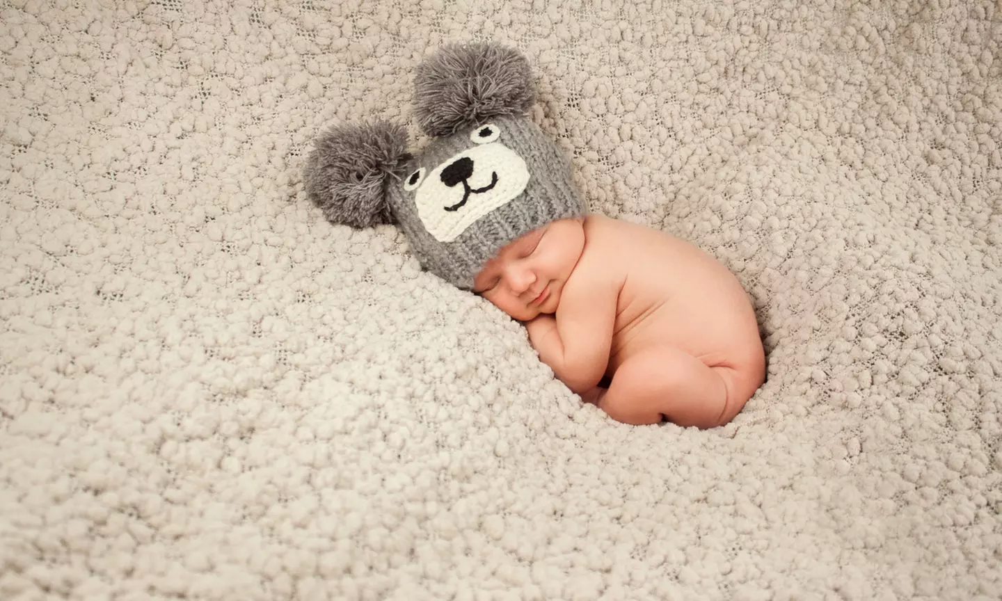 Photoshoot with Framed Image