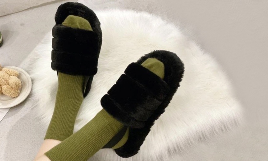 Image 5: Fluffy Fur Sliders Slippers