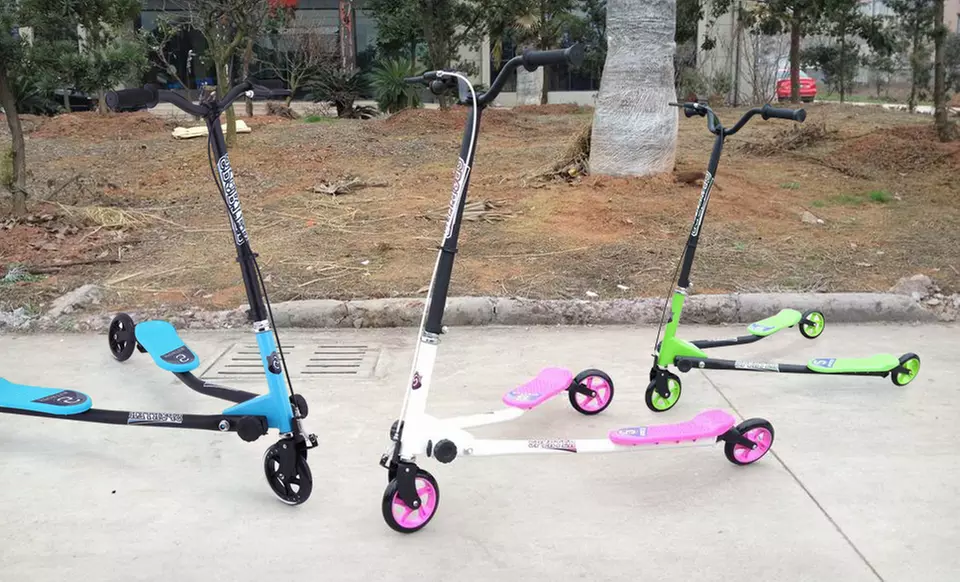 $99.99 for a Sporter S1 3-Wheeled Scooter in Blue, Green, or Pink ($149.99 List Price). Free Shipping and Returns. - Primary Image