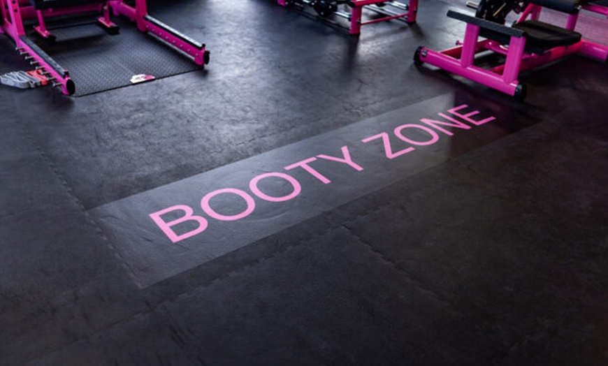 Image 5: Unlock Premium Fitness: Buzz Gym Multi-Site Membership! 