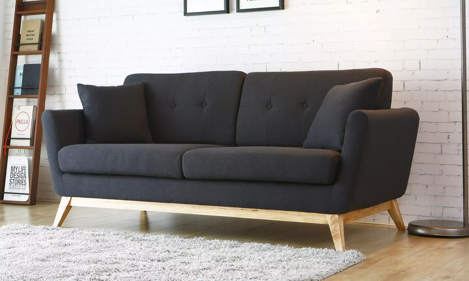 Canapé scandinave 3 places velours ou tissu, modèle "Gatha" avec 2 coussins par côté Lounge, livraison offerte - Primary Image