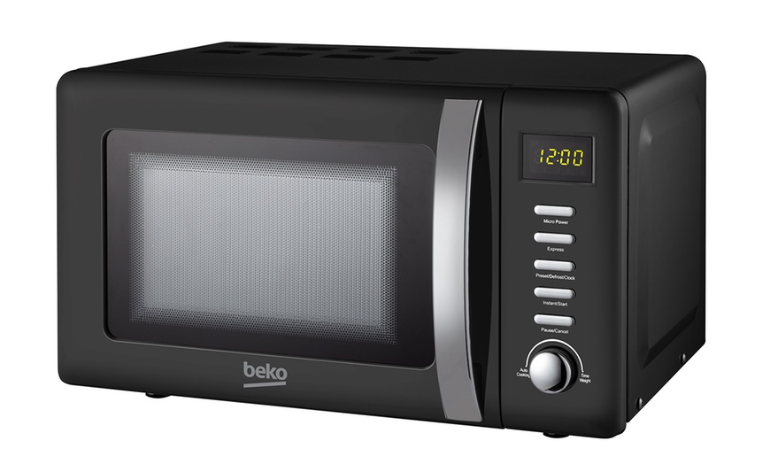 Image 2: Beko 800W Microwave