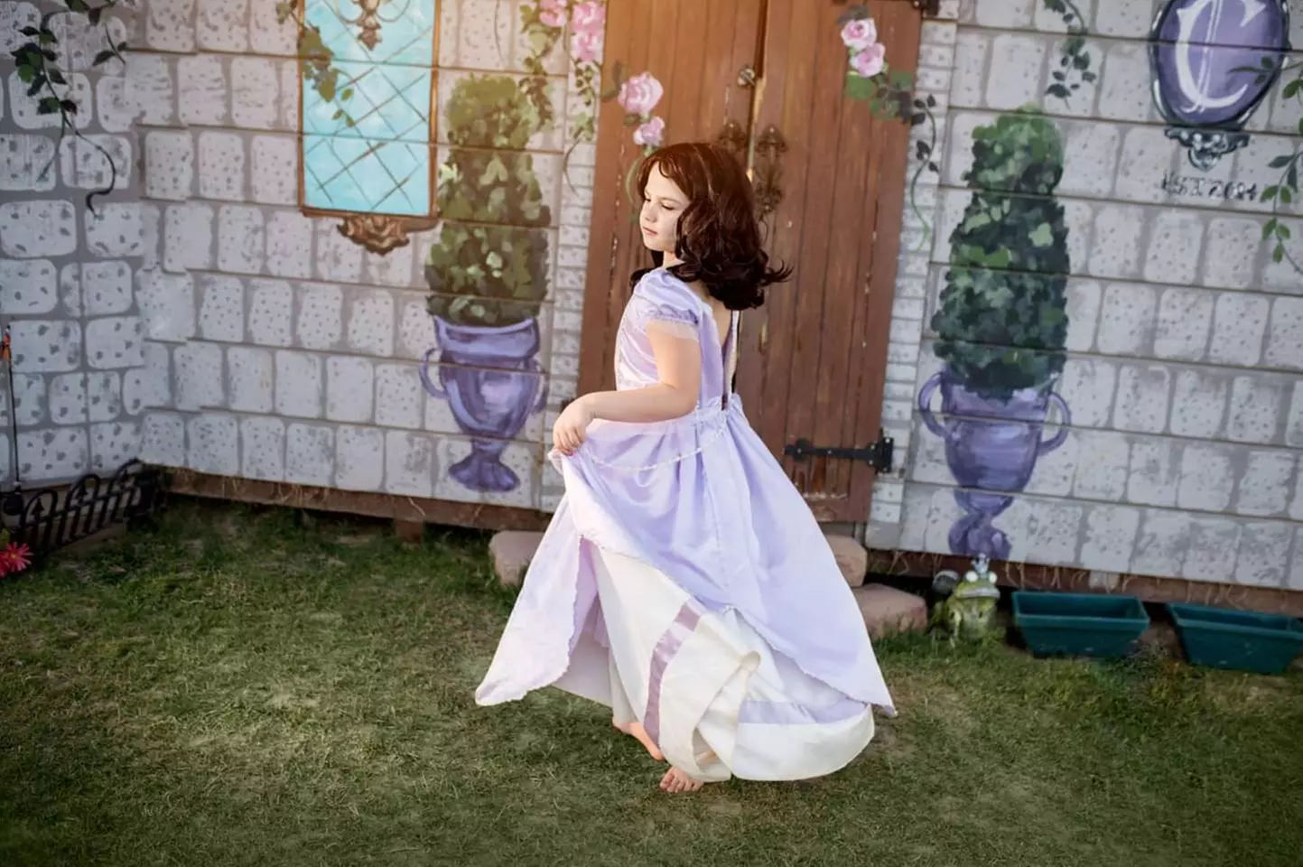 Experience themed pony parties at Charming Pony Parties with unique rides, up to 37% off, for an unforgettable event - Primary Image