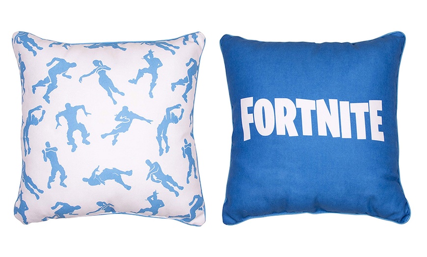 Image 3: Official Fortnite Bedroom Accessories