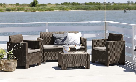 Set da giardino Nebraska con divano, tavolino e poltrone in polipropilene Bica, disponibile in 2 colori