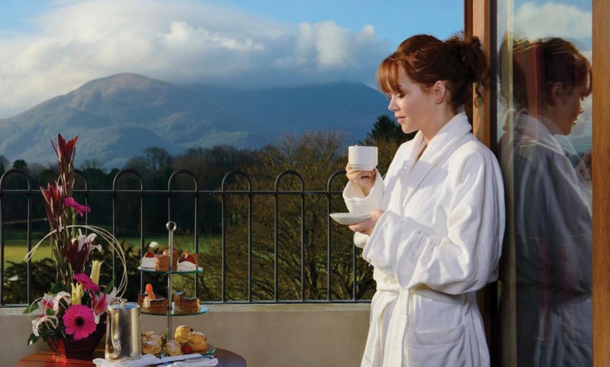 Image 1: Killarney: 1- or 2-Night 4* Stay with Breakfast and Spa