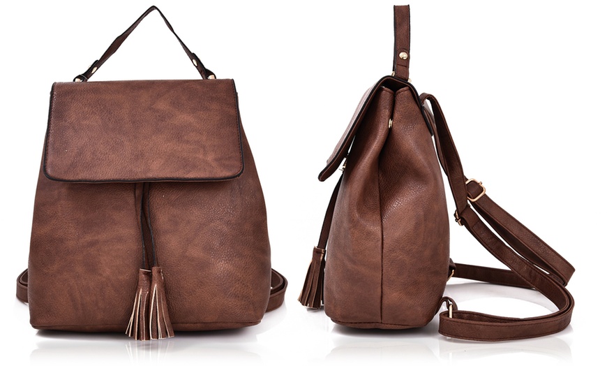 Image 7: Women's Faux Leather Backpack