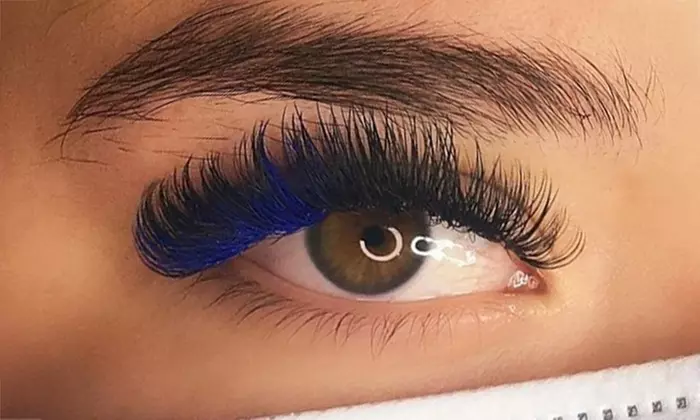 Cils classiques ou rehaussement avec beauté des mains en option