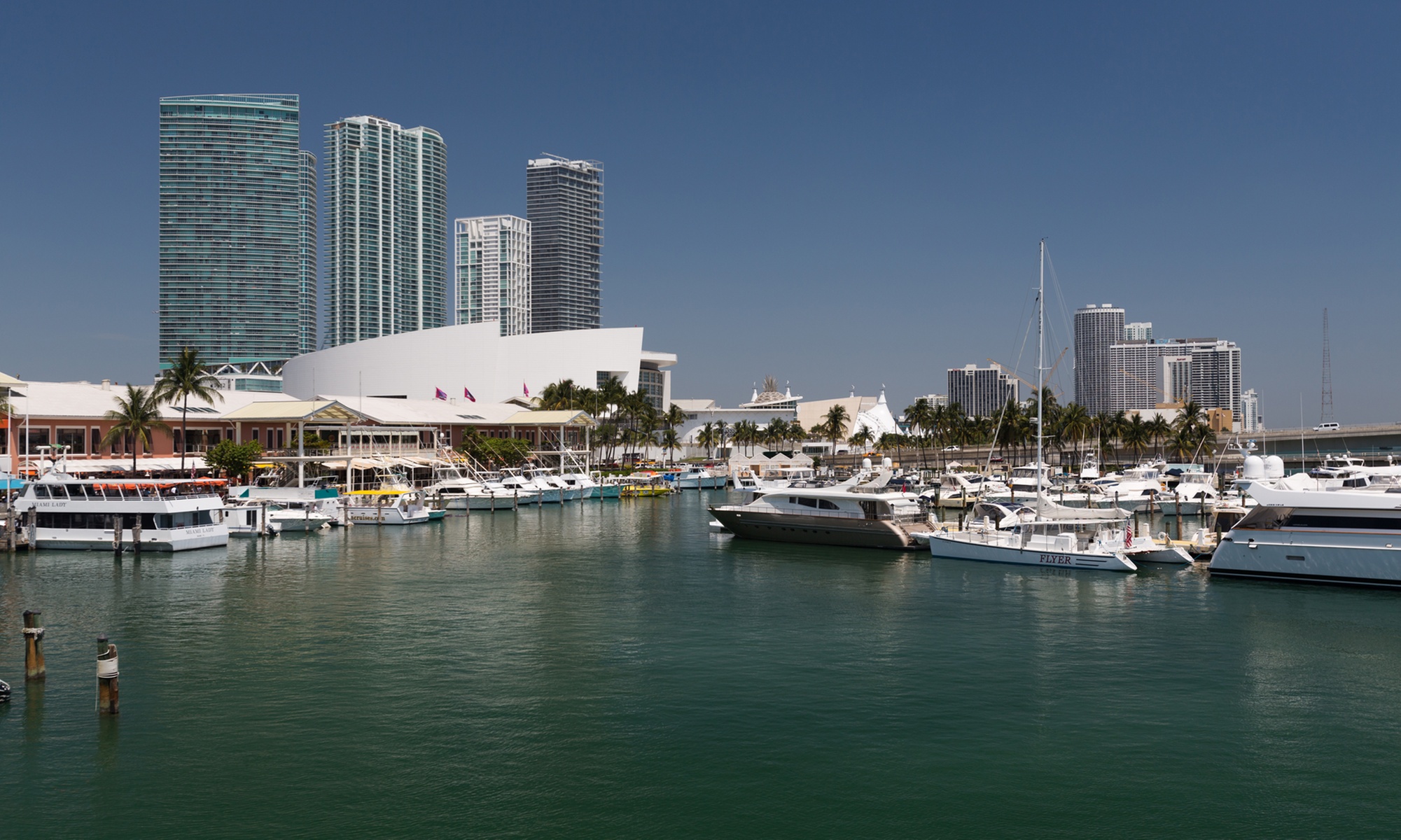 Explore Miami by Boat and Bus: Millionaire's Row Tour