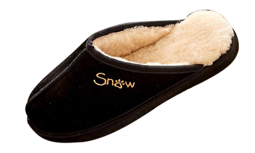 Image 18: Snow Paw Sheepskin Slippers