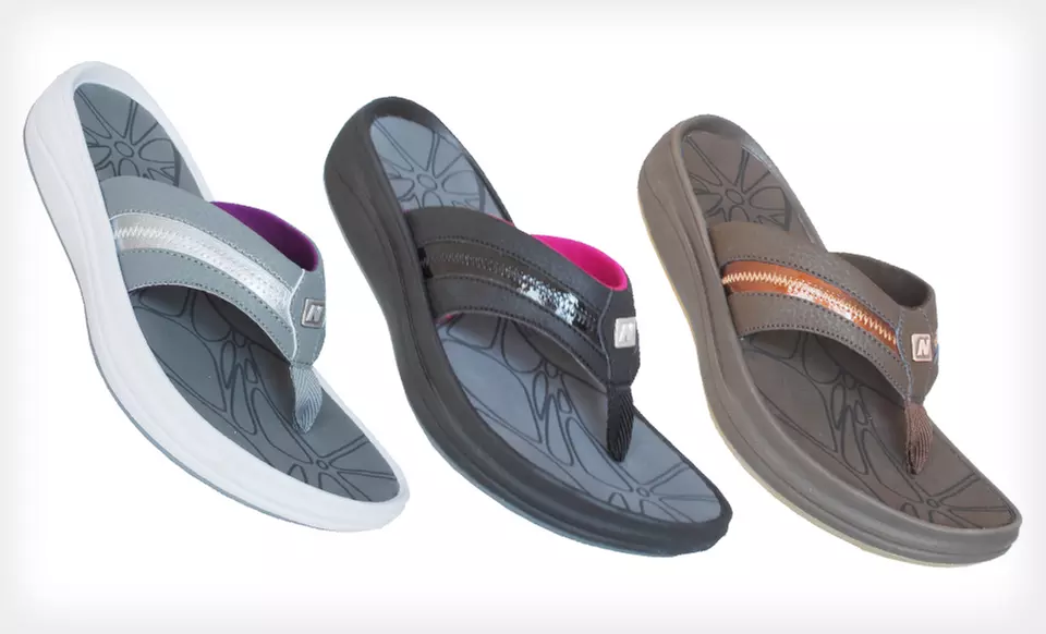 New Balance Women’s Sandals (Up to 55% Off). Multiple Styles, Colors, and Sizes Available. Free Shipping and Returns. - Second Medium