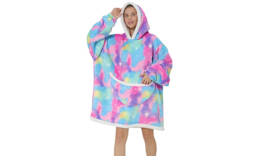 Image 10: Adults Oversized Fluffy Hoodie Blanket