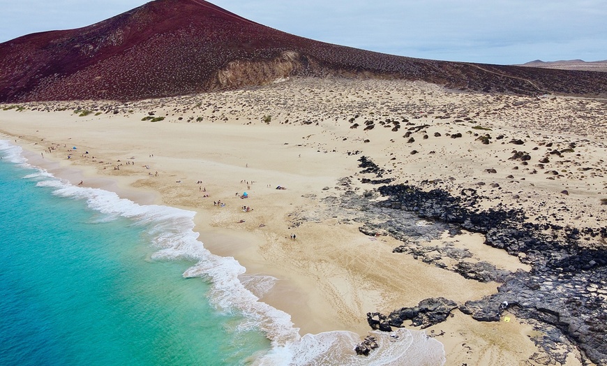 Image 3: ✈ Lanzarote: volo diretto A/R più 7 notti in hotel e pagamento a rate