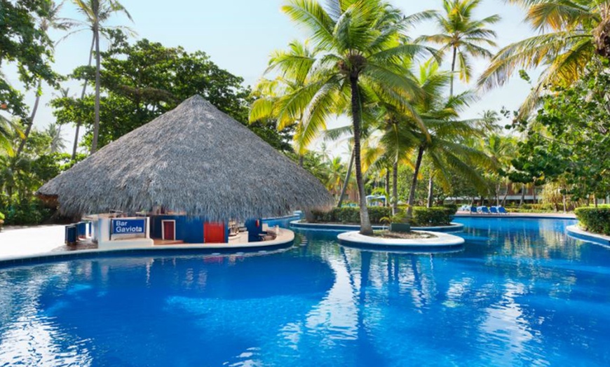 4, 6, or 7 Night All-Inclusive Sunscape Bavaro Beach Punta Cana Trip ...