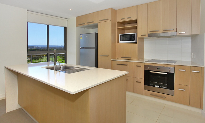 Image 6: Gold Coast: 2N Stay for Four