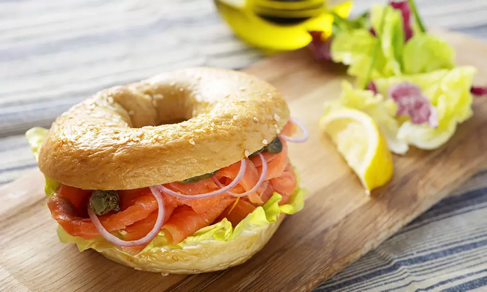 20% Cash Back at Manhattan Bagel - Primary Image