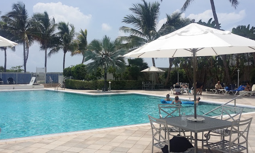 Image 7: Coastal Escape for 1 or 2: Massage, Facial & More