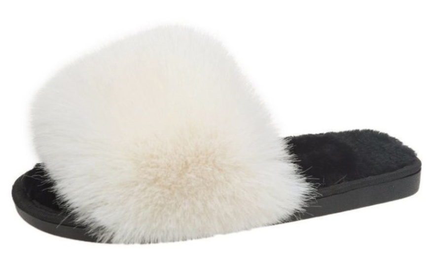 Image 14: Women's Fluffy Slippers