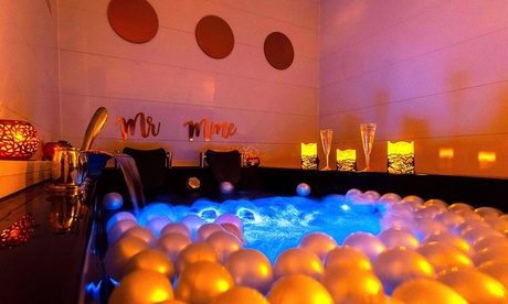 Spa privatif en duo, 2 coupes de Champagne et prestations en option au centre L'Ocre Du Massage