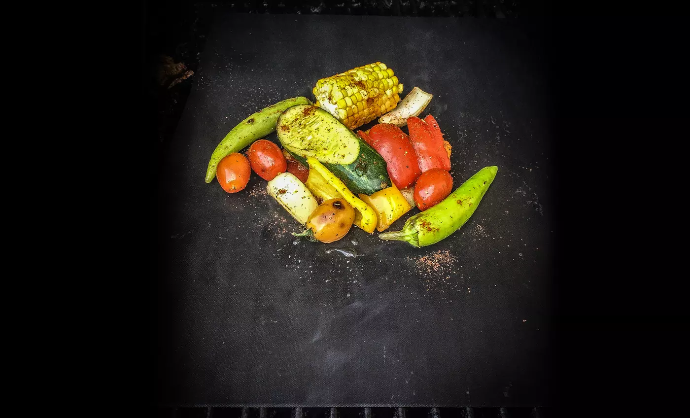 2-Pack of Nonstick BBQ Grill Mats - Second Medium