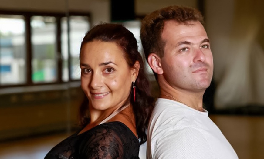 Image 2: Anfängerkurs für Latein- und Standardtanz für 1 Person oder 1 Paar