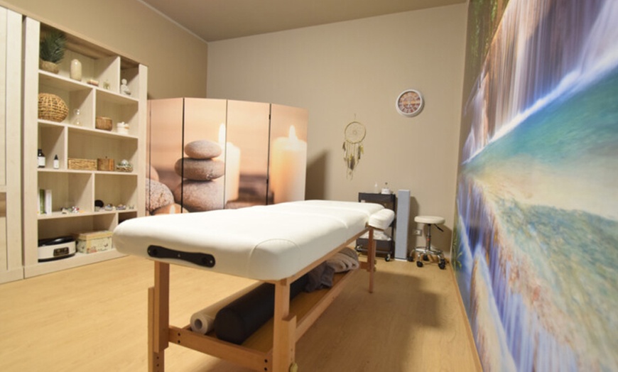 Image 4: Seduta di Reiki o Shiatsu al Centro Olistico La Via Della Luce