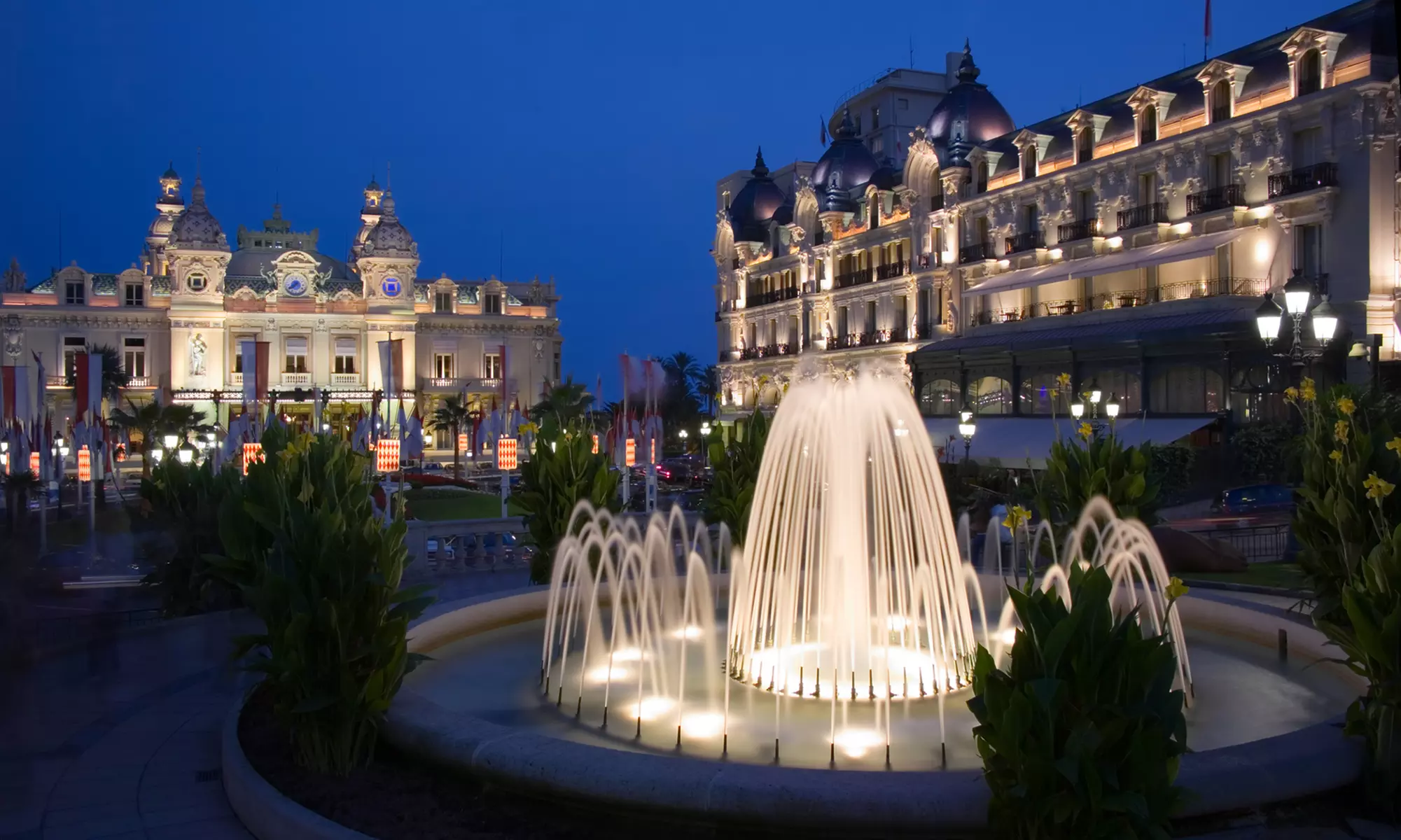 Monaco : 1 à 3 nuits avec petit-déjeuner et boisson de bienvenue en option à l'hôtel De Monaco pour 2 personnes - Primary Image