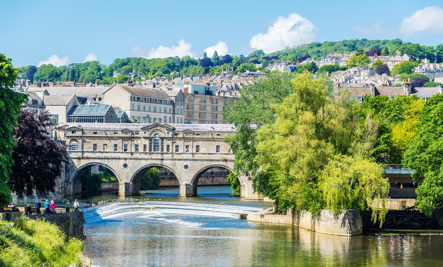 Image 4: Luxury Coach Day Trip to Bath from London
