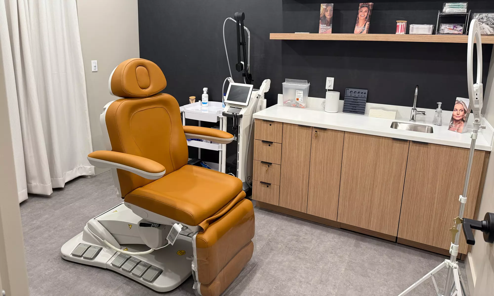 Achieve Radiant Skin with 120 or 180 Units of Dysport At Vitalify (Up to 48%Off) For a Refreshed Look - Primary Image