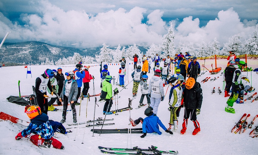 Image 7: ⛷️ Całodniowy skipass dla 1 osoby w Szczyrk Mountain Resort