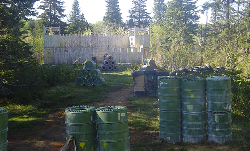 Image 2: Paintball with Friends