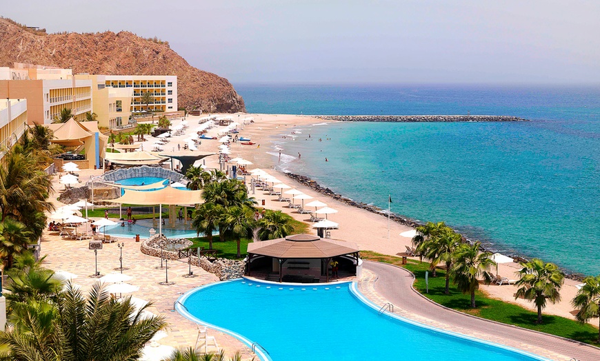 Image 1: 1- or 2-Night 5* Fujairah Stay with Meal Options