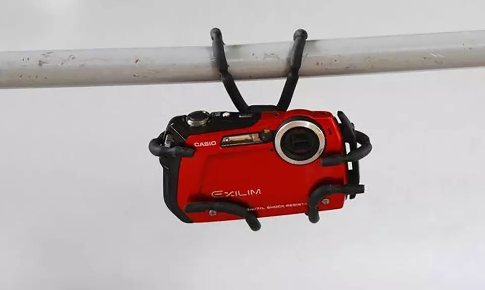 Jusqu'à 4 supports appareil photo araignée, livraison gratuite - Second Medium