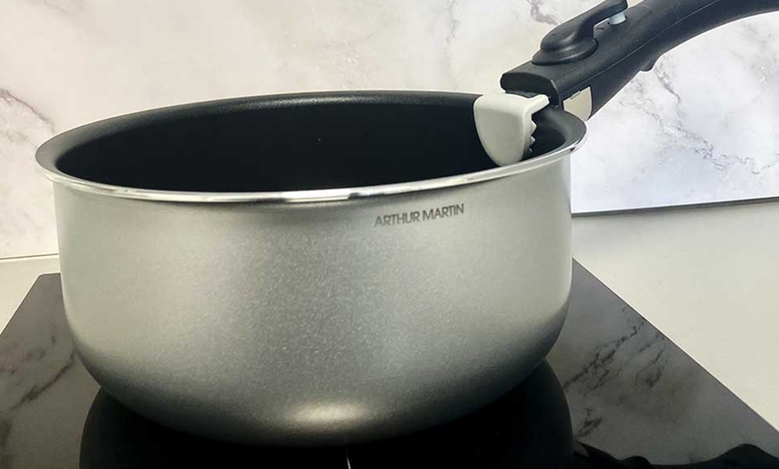 Image 5: Arthur Martin Three-Pot Cookware Set