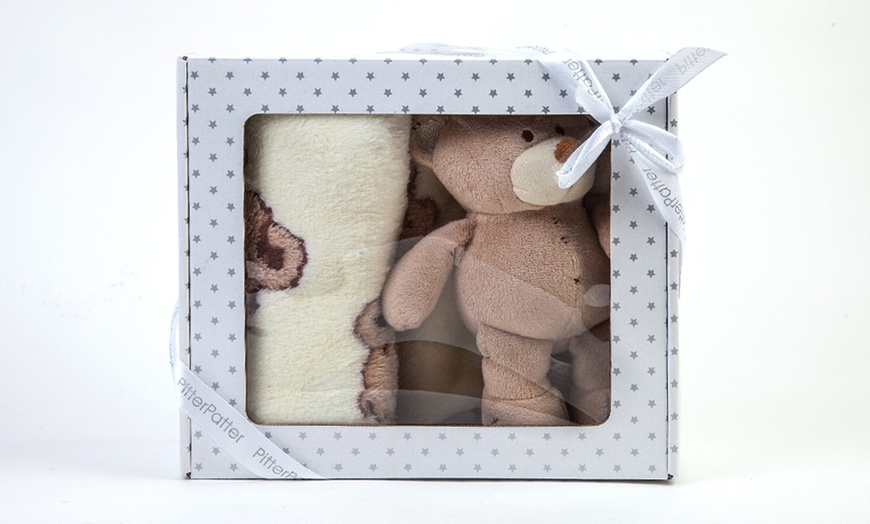 Image 2: Baby Blanket and Teddy Bear Set