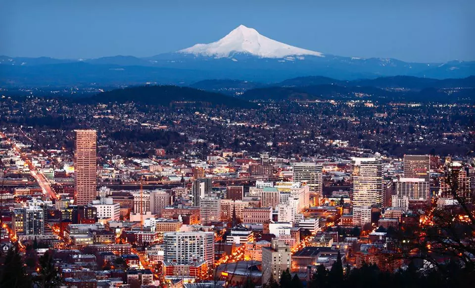 One-Night Stay with Dining Credit at Crowne Plaza Portland–Lake Oswego in Lake Oswego, OR - Primary Image