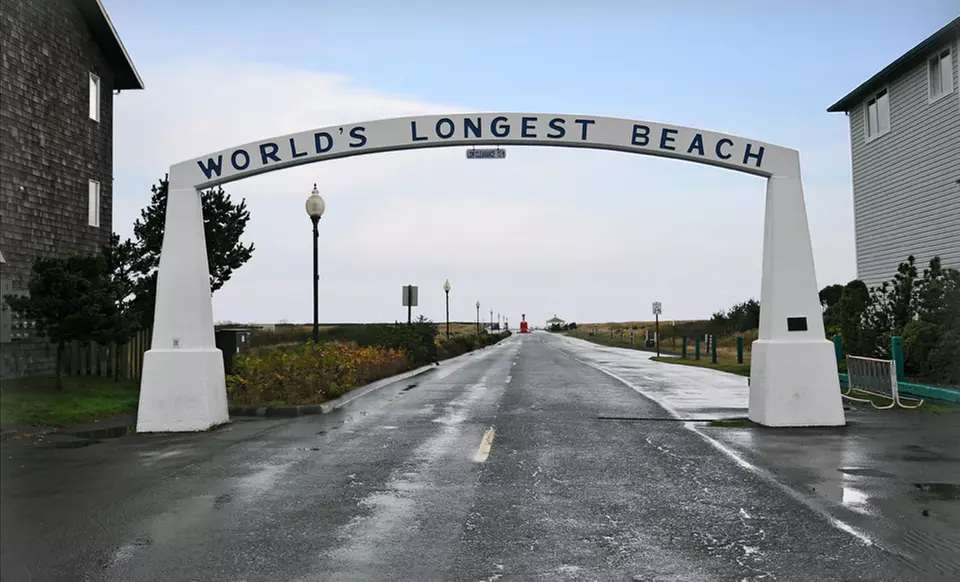 2-Night Stay at Chautauqua Lodge in Long Beach, WA - Primary Image