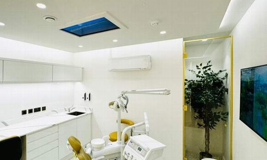 Image 2: Dental Exam, X-Rays, Scale, & Polish - Experience Award-Winning Care